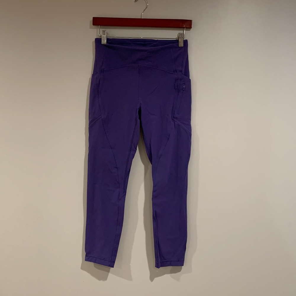Lululemon purple lead the pack tight. Lightly worn!